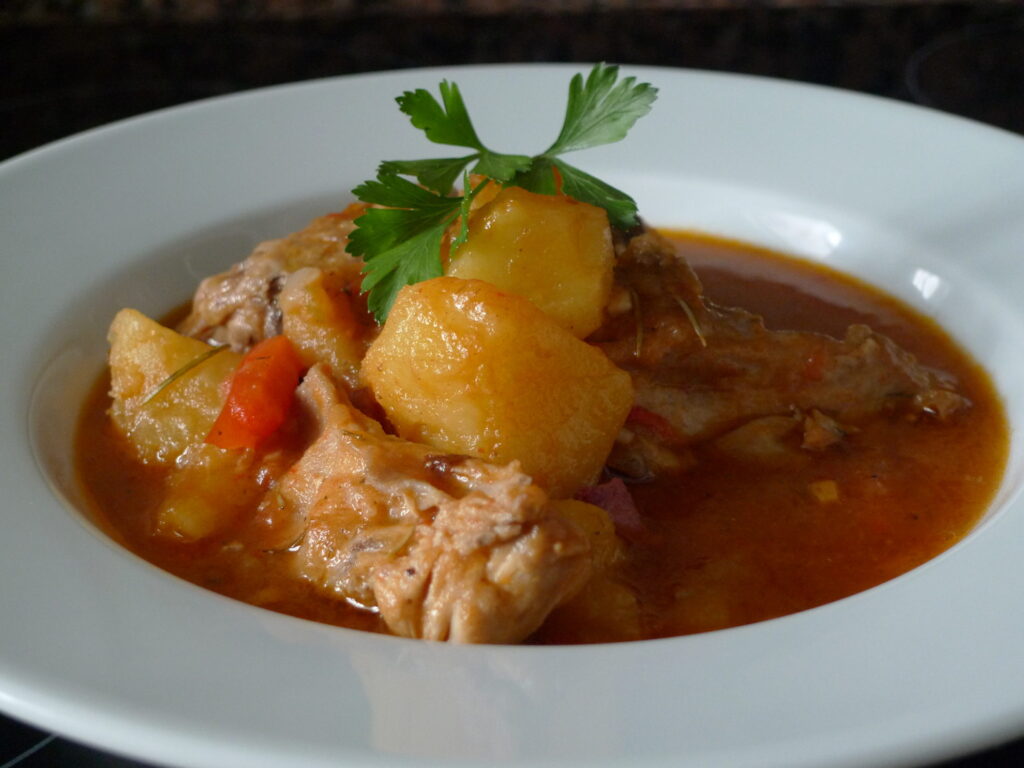 Conejo con patatas