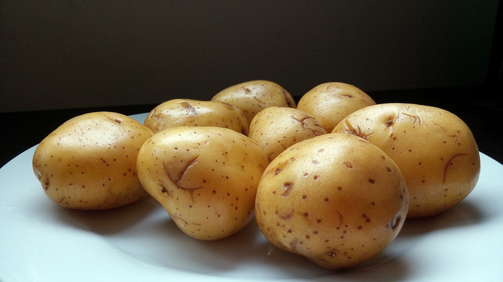 Patatas revolconas