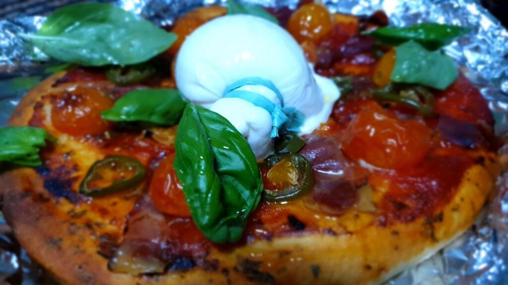 Pizza de queso burrata